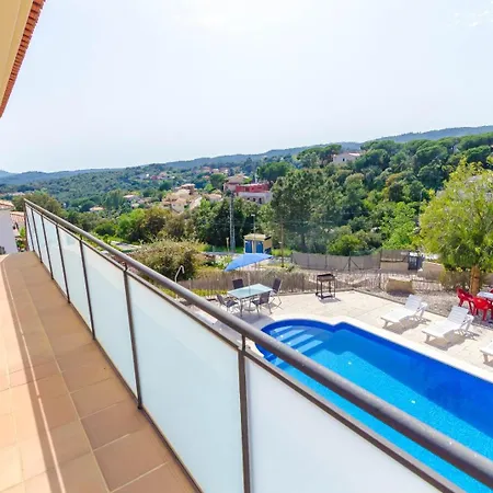Azzure Holiday home *